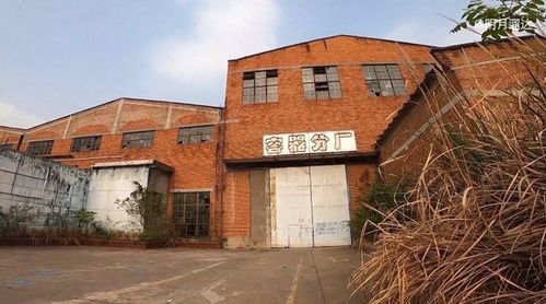 四川一處軍工廠,曾生產通訊設備屬國家一級保密,如今荒無人煙